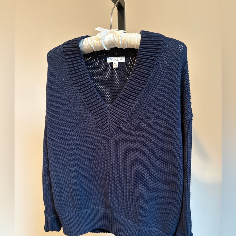 J. Crew excellent condition shaker v-neck cotton sweater - Picture 2 of 8